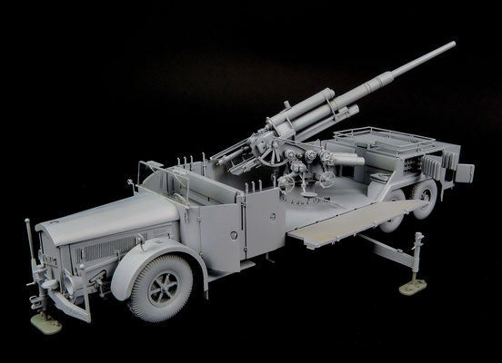 Das Werk 35024 1/35 88mm Flak auf 9t VOMAG Artillery Flak Bus